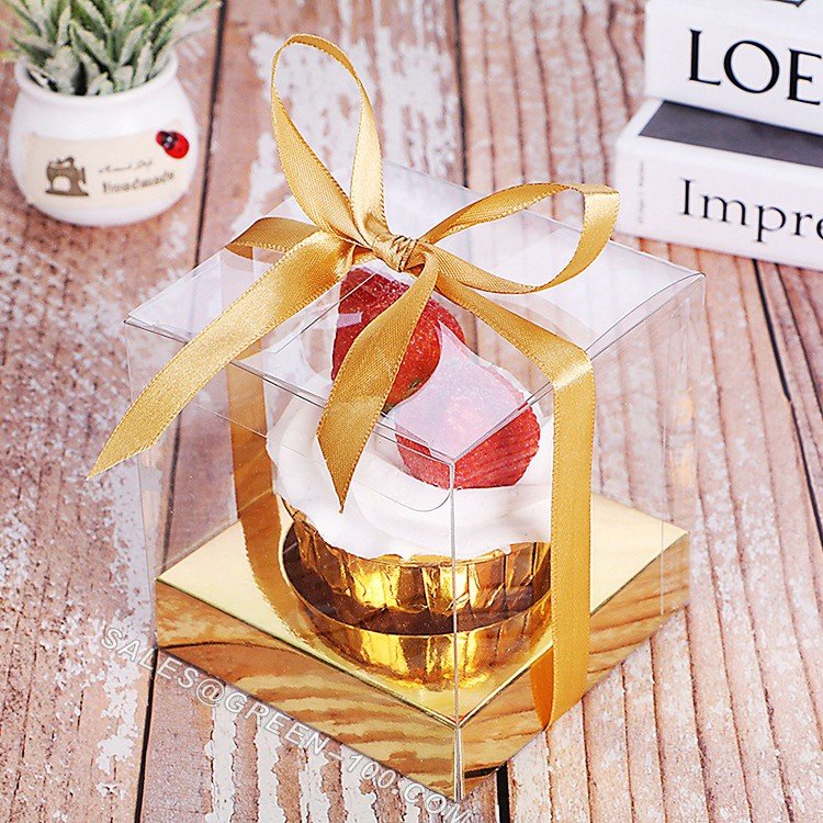 Clear PVC Boxes With Flat Gold Bottom 13 clear pvc boxes with flat gold bottom