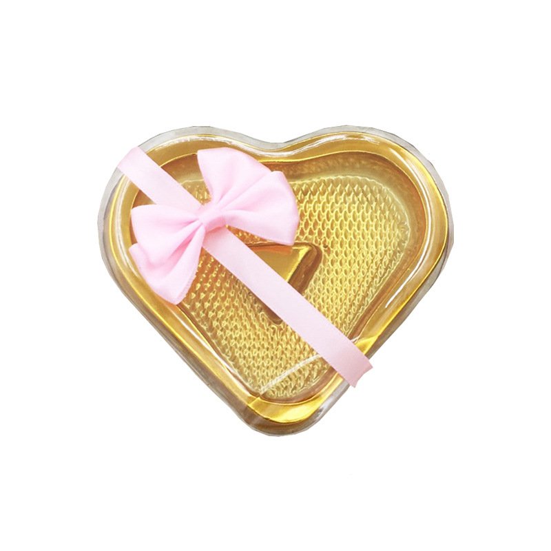 Heart-shaped chocolate thermoformed blister packaging