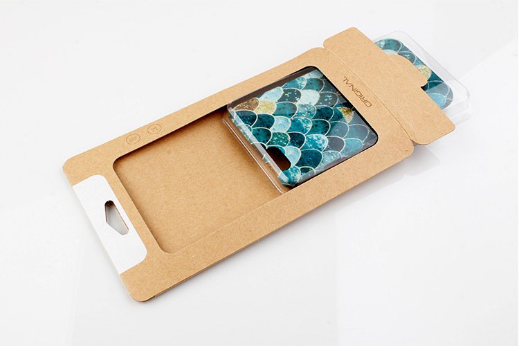 iphone case packaging 17
